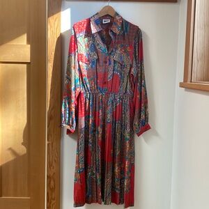 🥰 Vintage Pleated Dress